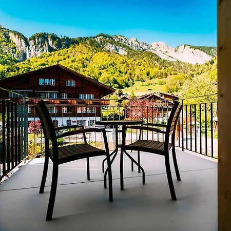 Appartement Alpina Three - Charming Prime Location