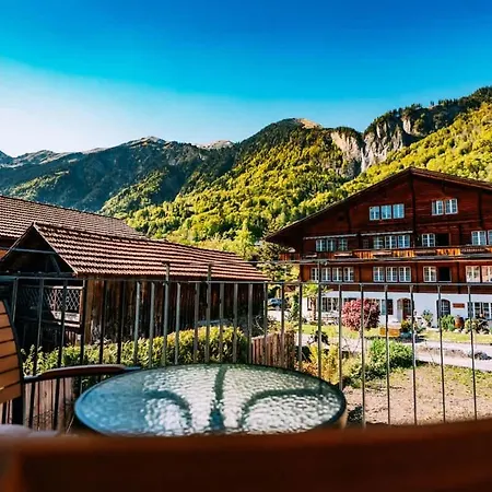 Appartement Alpina Three - Charming Prime Location Brienz (Bern)